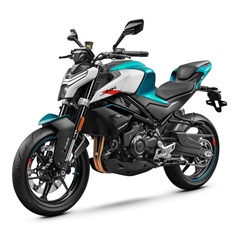 CFMOTO 450NK                                                                                                                                                                                                                                              