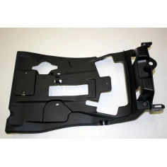 Plast pod přední sedadlo                                                                                                                                                                                                                                  