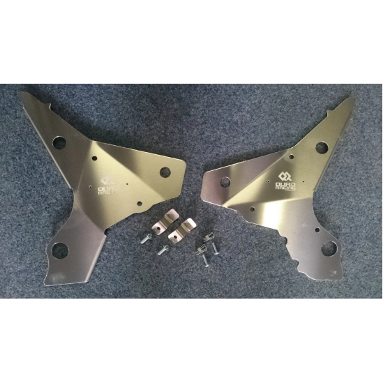 Boční kryty rámu na Suzuki LTR 450                                                                                                                                                                                                                        