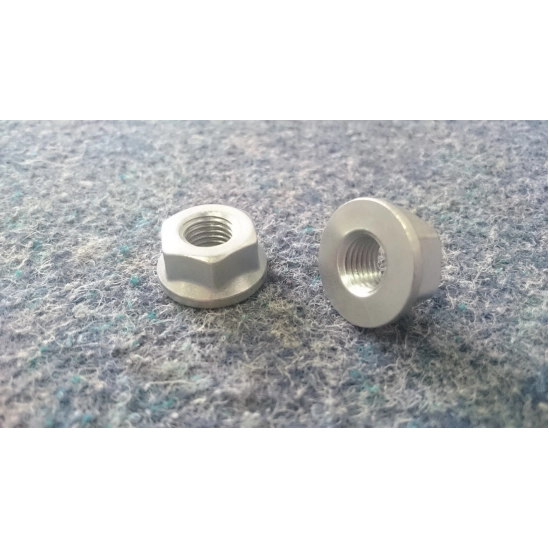 Matice ploché 10mm x1,25 16ks                                                                                                                                                                                                                             