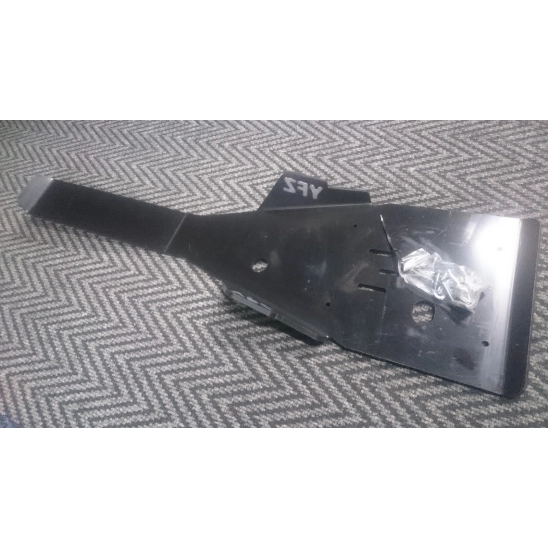 Kryt podvozku YFZ 450 plastový                                                                                                                                                                                                                            