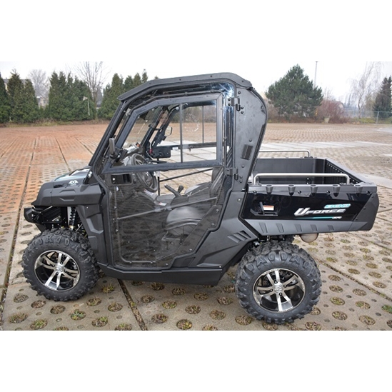 Kabina UTV830/550                                                                                                                                                                                                                                         