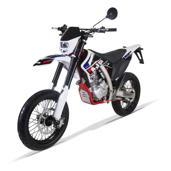 AJP SPR 240 SUPERMOTO                                                                                                                                                                                                                                     
