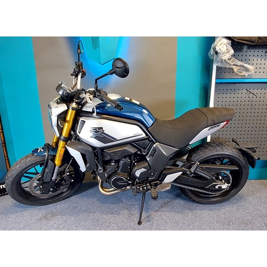 CFMOTO 700CL-X Heritage