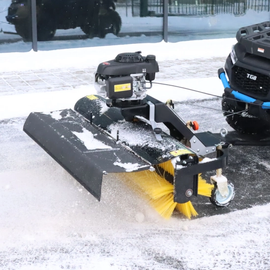 SHARK profesionální rotační kartáč ke čtyřkolkám, motor HONDA                                                                                                                                                                                             