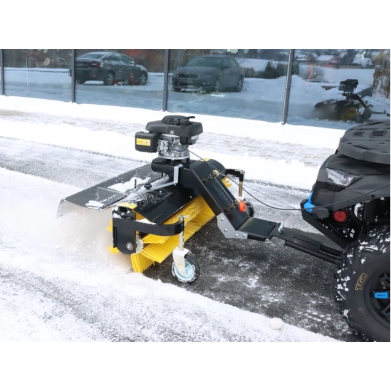 SHARK profesionální rotační kartáč ke čtyřkolkám, motor HONDA                                                                                                                                                                                             