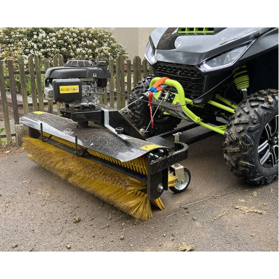 SHARK profesionální rotační kartáč ke čtyřkolkám, motor HONDA                                                                                                                                                                                             