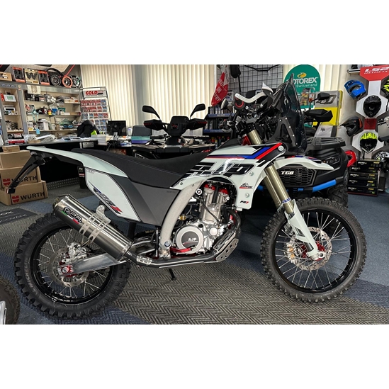 AJP PR7 650 ADVENTURE