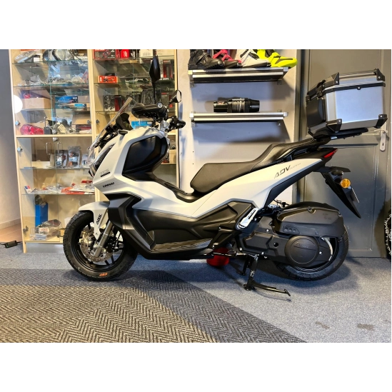 Linhai SCOOTER BUCK 125 ADV E5